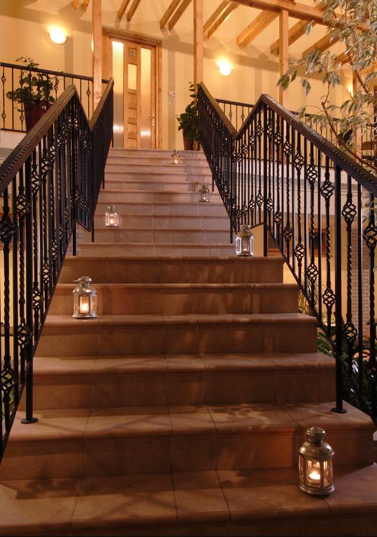 Atrium Agard Panzio Bed & Breakfast Gárdony Exterior foto